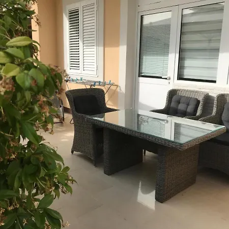Maria Apartman *